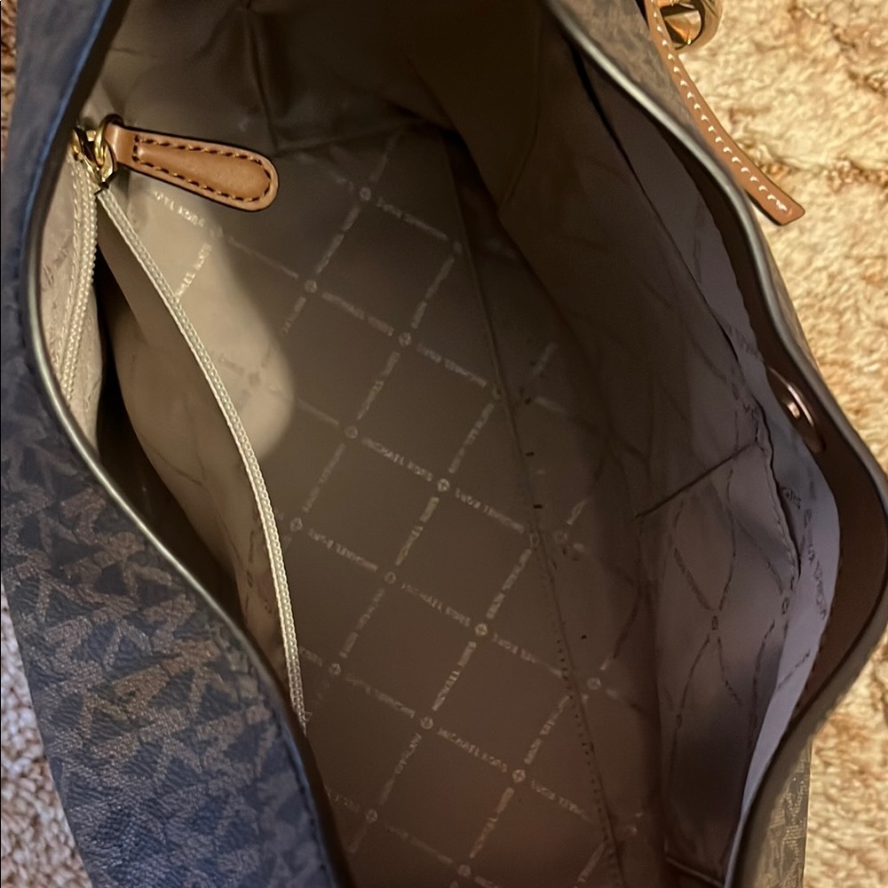 Michael Kors Brown Shoulder Bag - Picture 2 of 3